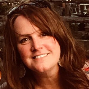 Meet your Posher, Lylynn